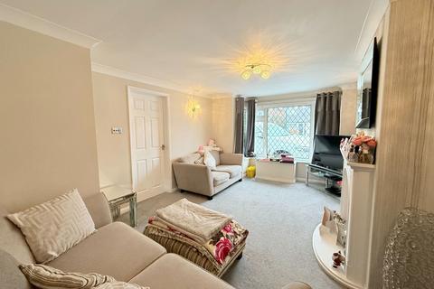 3 bedroom semi-detached house for sale, Bronte Farm Road, Shirley