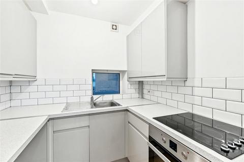 Studio to rent, Albert Road, Brighton BN1