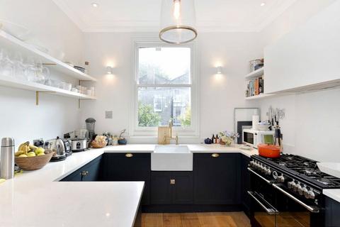 4 bedroom terraced house for sale, Chesson Road, London W14