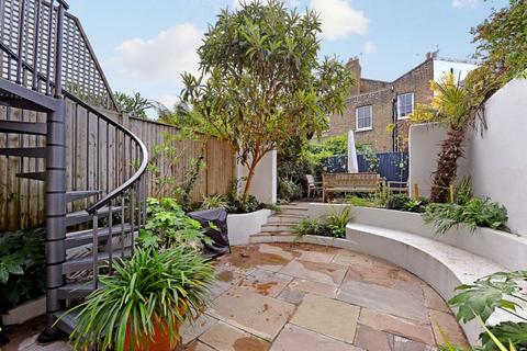 4 bedroom terraced house for sale, Chesson Road, London W14