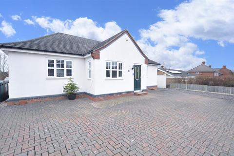 4 bedroom detached bungalow for sale, Burton Road, Woodville DE11