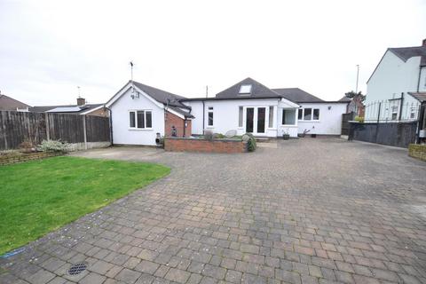 4 bedroom detached bungalow for sale, Burton Road, Woodville DE11