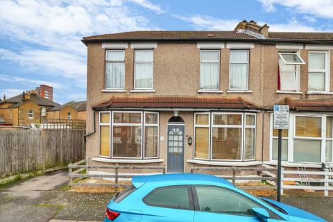 2 bedroom end of terrace house for sale, Sylverdale Road, Croydon CR0