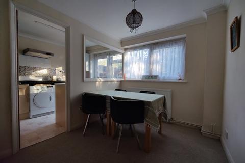 10 Forstal Close, Bromley, BR2 0XR