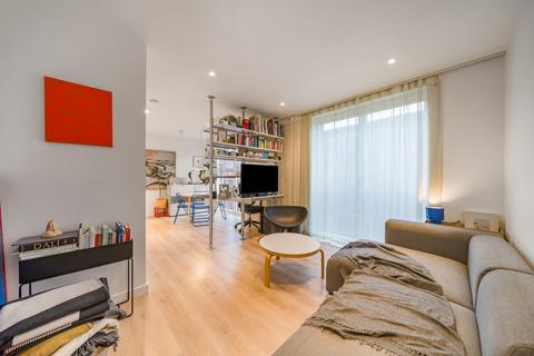 1 bedroom flat for sale, Varcoe Road, London, SE16