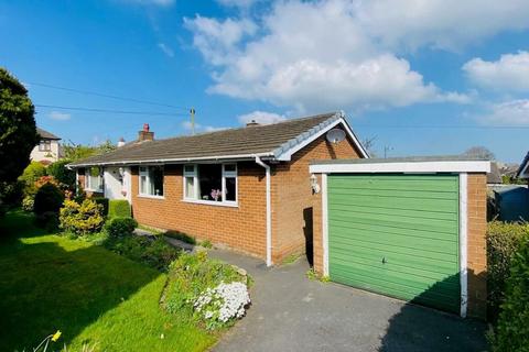 3 bedroom bungalow for sale, Burton Drive, Wrexham LL12