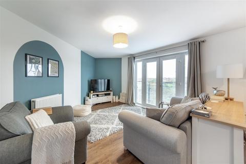 2 bedroom flat for sale, Willowbay Drive, Great Park, NE13