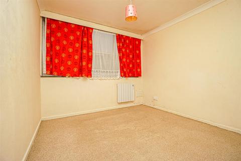 2 bedroom flat for sale, Terrace Road, St Leonards-On-Sea