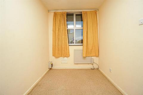 2 bedroom flat for sale, Terrace Road, St Leonards-On-Sea