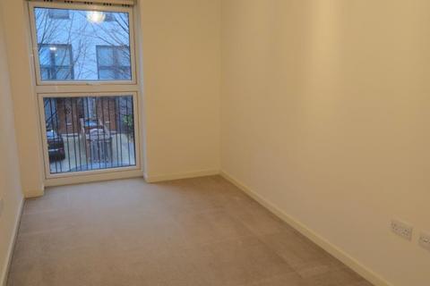 2 bedroom flat to rent, Hitchin Lane, Stanmore