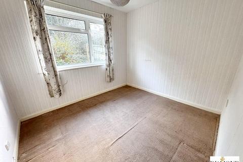 23 Anstey Crescent, Tiverton, EX16 4JR