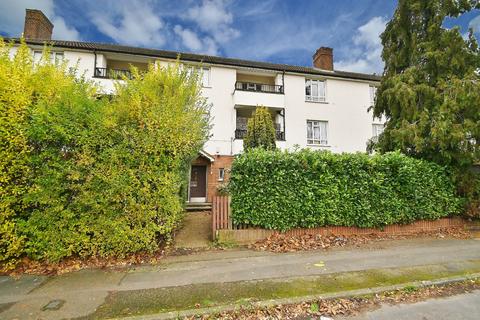 2 bedroom apartment for sale, Meadow Road, Langley, Berkshire, SL3