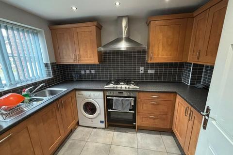 2 bedroom terraced house to rent, The Scholes, St. Helens WA10