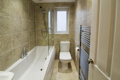 2 bedroom end of terrace house to rent, Nora Place, Bramley, , LS13 3JE