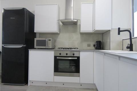 2 bedroom apartment to rent, Crownstone Road, London, SW2