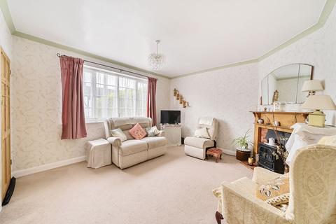 36 The Glade, Coulsdon, CR5 1SL