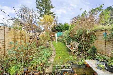 36 The Glade, Coulsdon, CR5 1SL