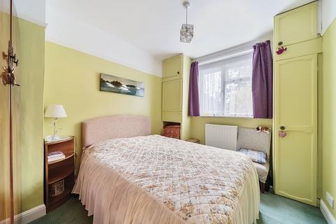 36 The Glade, Coulsdon, CR5 1SL