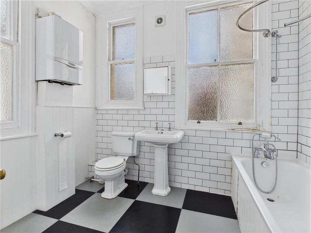 CAM04311 G0-PR0040-STILL001.jpg