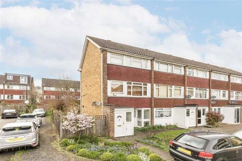 2 bedroom maisonette to rent, Alanthus Close, London SE12