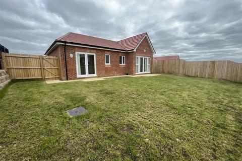 3 bedroom house to rent, 16 Howkeld Close, Kirkbymoorside