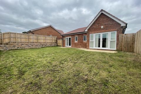 3 bedroom house to rent, 16 Howkeld Close, Kirkbymoorside