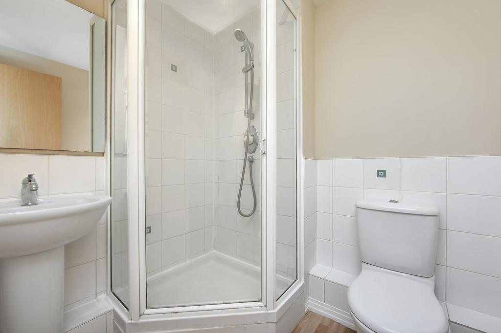 Ensuite to Master Bedroom