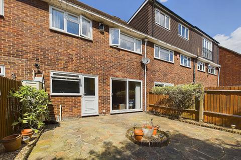 2 bedroom terraced house for sale, Heron Court, Bromley BR2