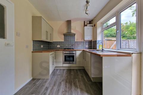 2 bedroom end of terrace house to rent, Aisne Road, Leicester LE18