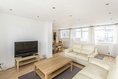 3 bedroom flat to rent, Heronsforde, London W13