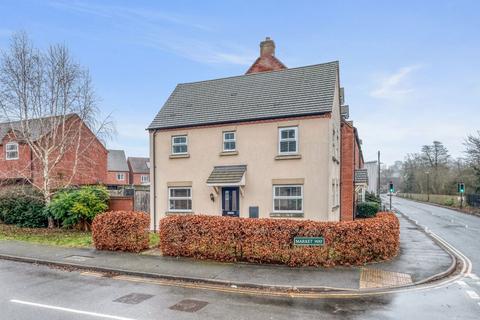 3 bedroom end of terrace house for sale, Market Way, Henley-in-Arden, B95 5FD