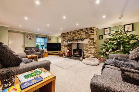 3 bedroom end of terrace house for sale, Valley Truckle, Camelford PL32