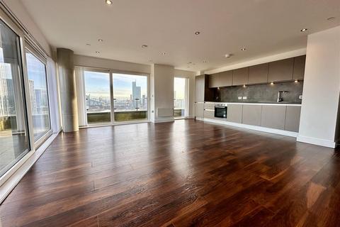 2 bedroom penthouse for sale, Rivergate House, Wilburn Basin, Ordsall Lane, Salford