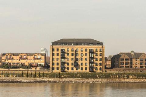 Flat 1, Cubitt Wharf Storers Quay, London, E14 3BF