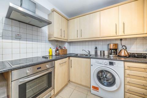 Flat 1, Cubitt Wharf Storers Quay, London, E14 3BF