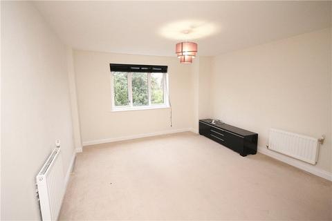 2 bedroom apartment to rent, Chalfont Road, London, SE25