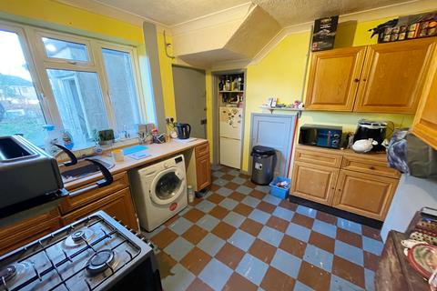 3 bedroom terraced house for sale, Montgomery Avenue, Kinson, Dorset