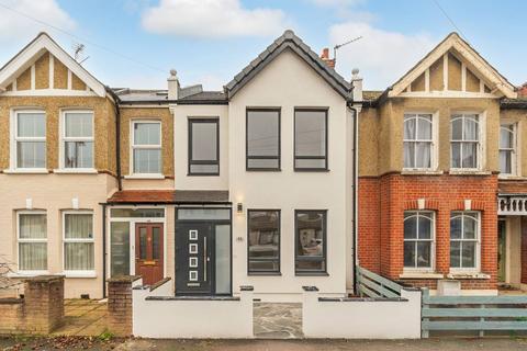 46 Albemarle Gardens, New Malden, KT3 5BD
