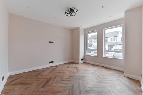 46 Albemarle Gardens, New Malden, KT3 5BD