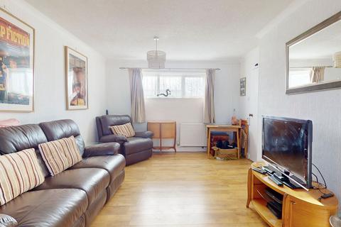 2 bedroom maisonette for sale, Clay Hill Road, Basildon, Essex, SS16