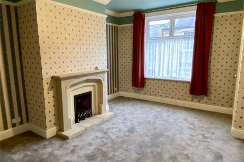 2 bedroom terraced house to rent, Well Street, Dewsbury, WF12