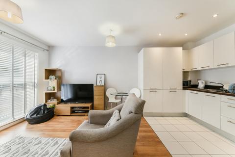 2 bedroom flat for sale, Forge Square, Isle Of Dogs, London, E14