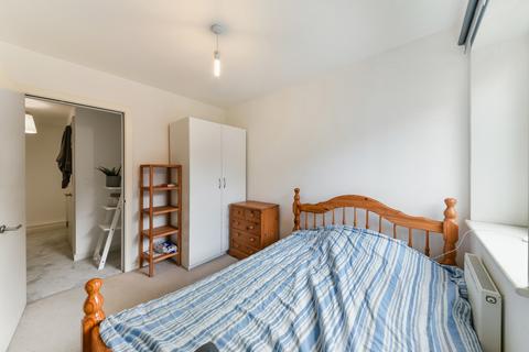 2 bedroom flat for sale, Forge Square, Isle Of Dogs, London, E14