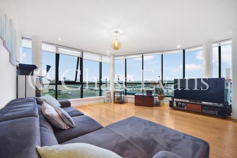 1 bedroom flat for sale, Forge Square, Isle Of Dogs, London, E14