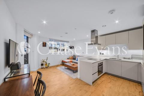 1 bedroom flat for sale, Danson Mews, Walworth, London, SE17