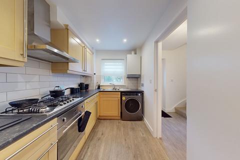 2 bedroom flat to rent, Paxton Place, Gipsy Hill, London, SE27