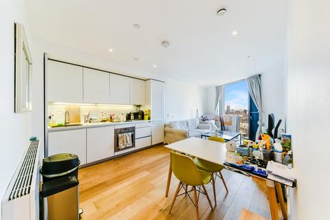 2 bedroom flat to rent, The Strata, 8 Walworth Road, Elephant & Castle, London, SE1