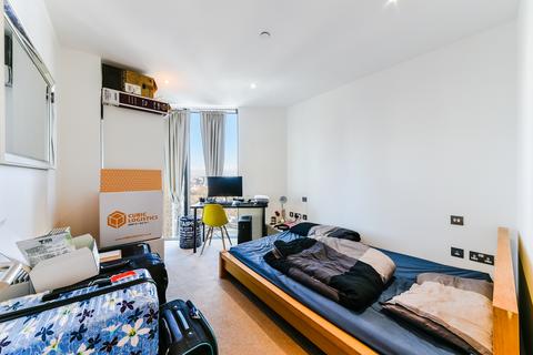 2 bedroom flat to rent, The Strata, 8 Walworth Road, Elephant & Castle, London, SE1