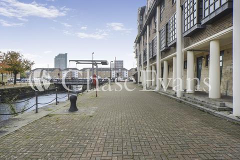 4 bedroom terraced house for sale, Rope Street, Surrey Quays, London, SE16