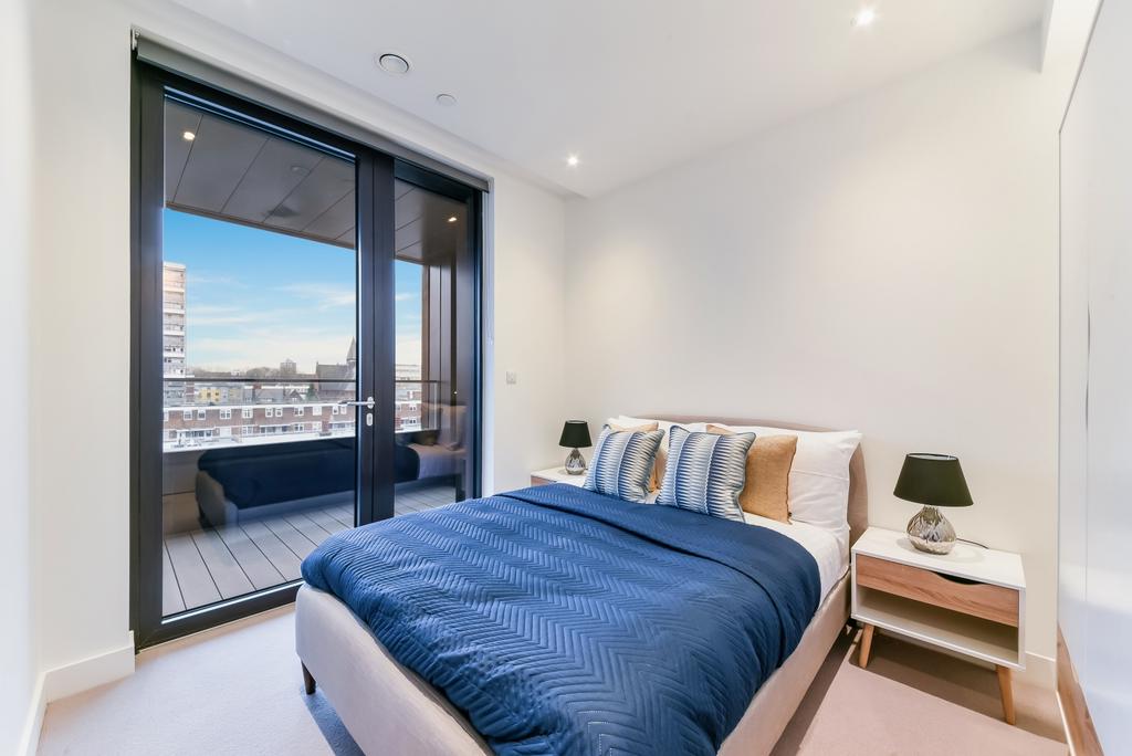HKR Hoxton, Dawson S